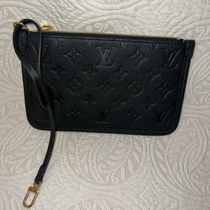 LOUIS VUITTON MONOGRAM BLACK EMPIRETTE LEATHER WRISTLET NEW